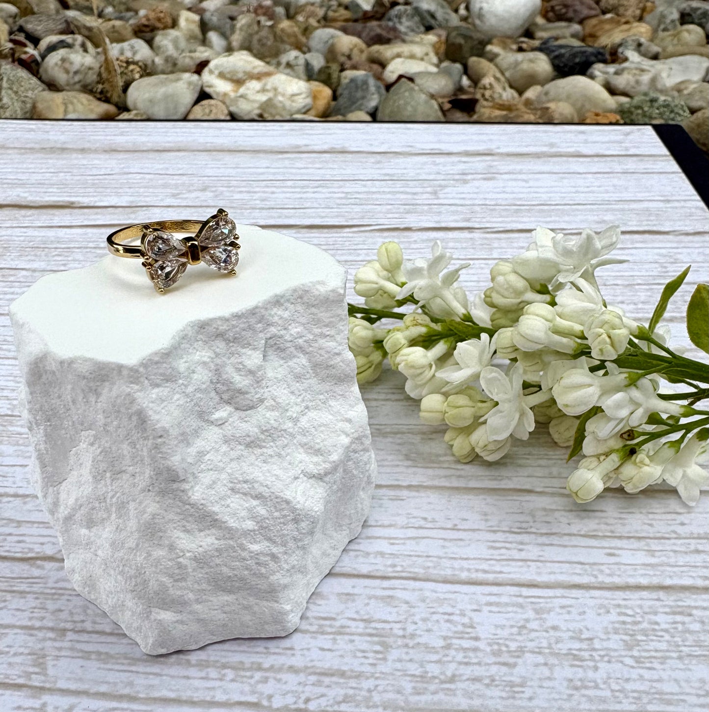 Ring Aion